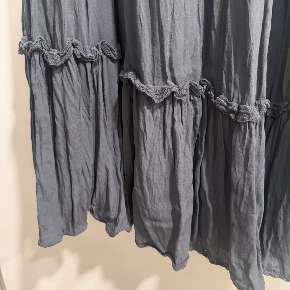 Aritzia Damasque Skirt in Vintage Navy size Large - Picture 9 of 12